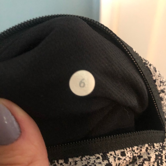 Lululemon Pace Rival Crops - Picture 6 of 8